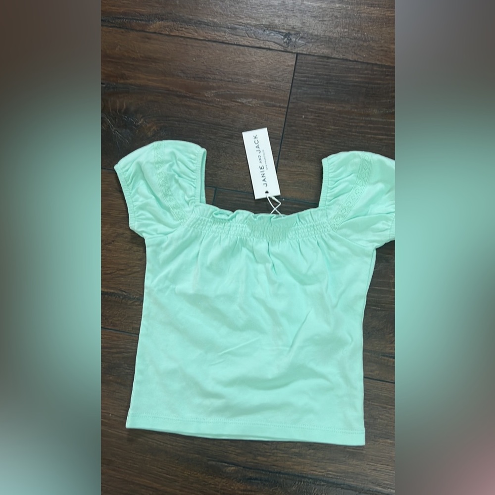 Girls top size 18-24